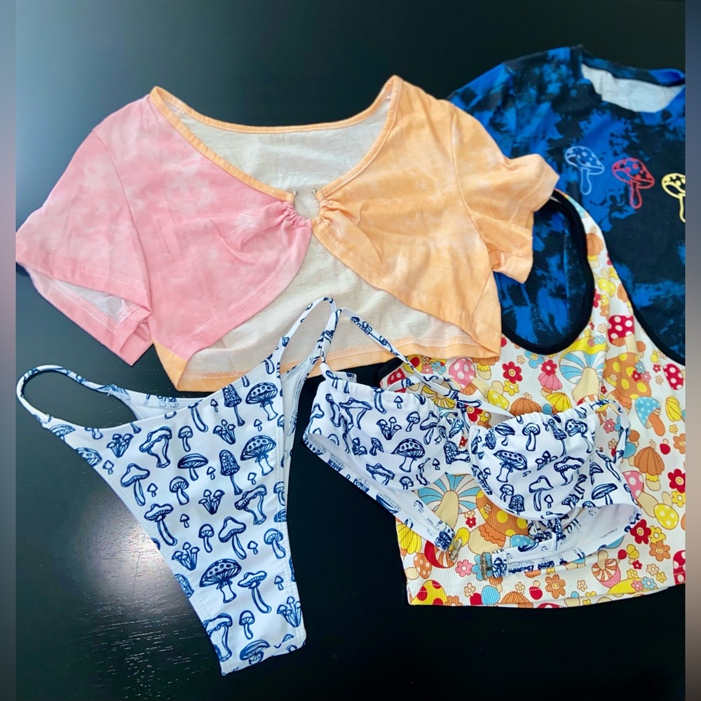 2 T-shirt and 3 cropped shirt ROMWE bundle